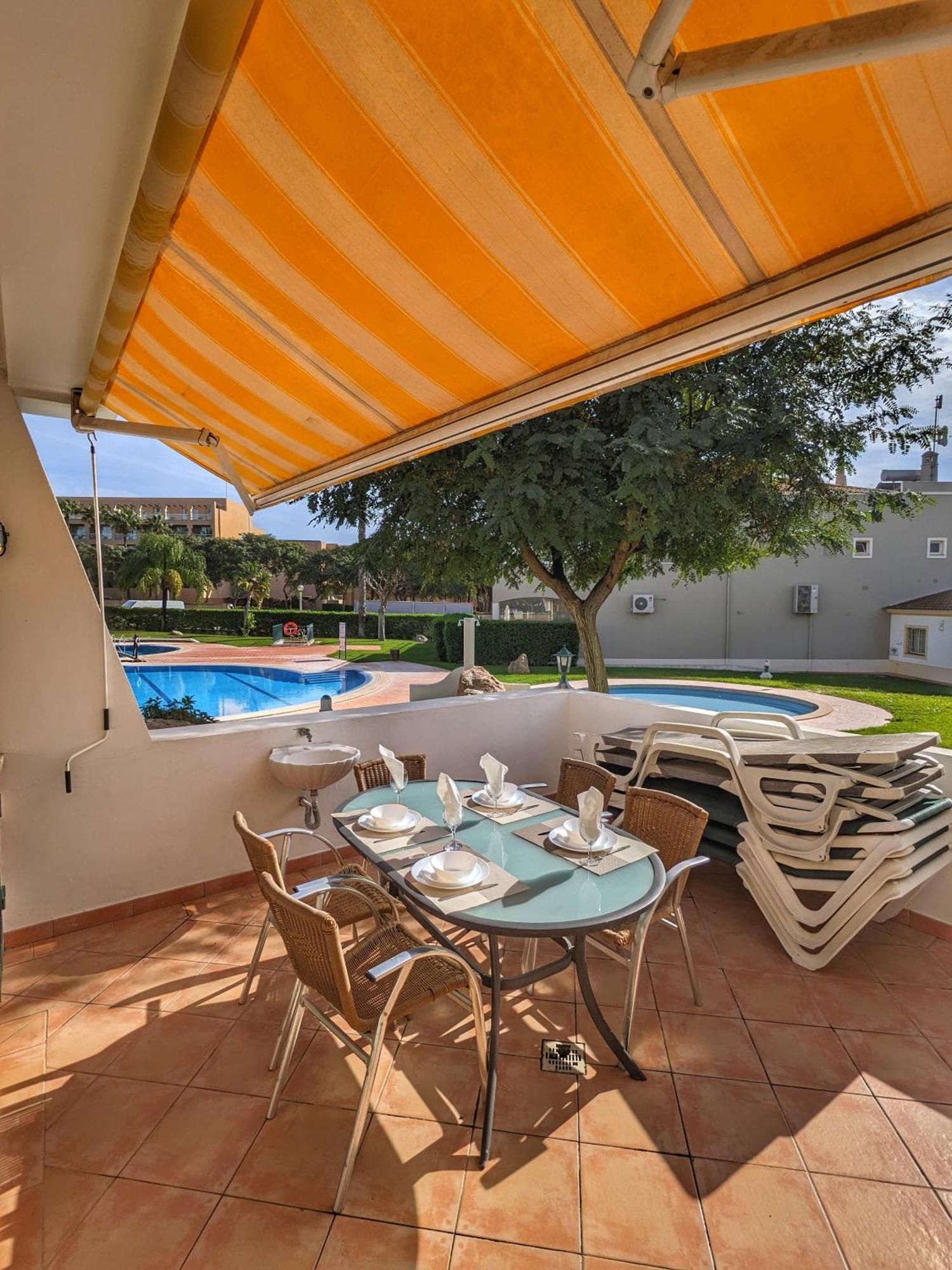 Townhouse 700M From Sao Rafael Beach Albufeira Exteriör bild